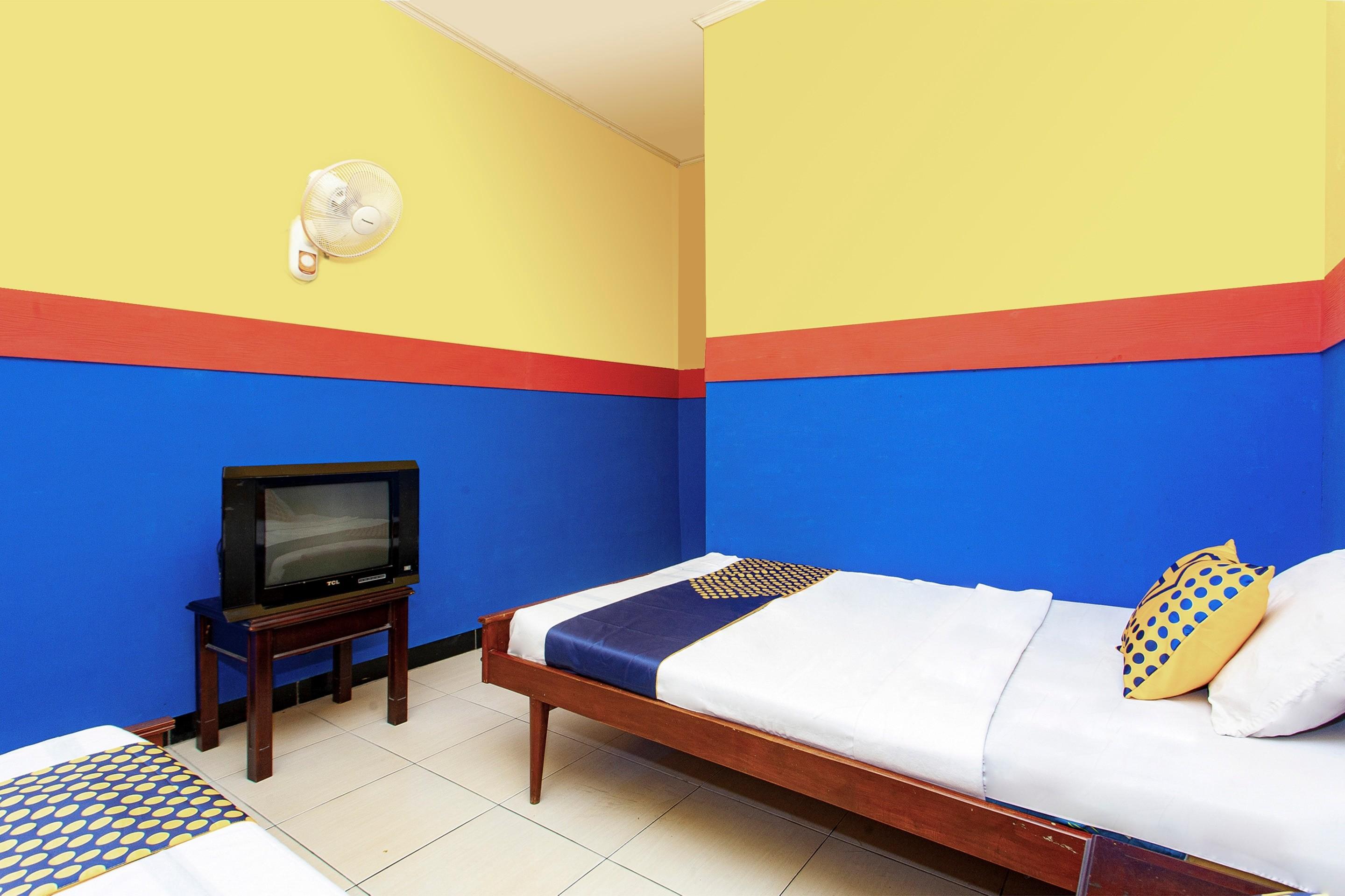 The Paragon Hotel Cilacap Redpartner Екстер'єр фото