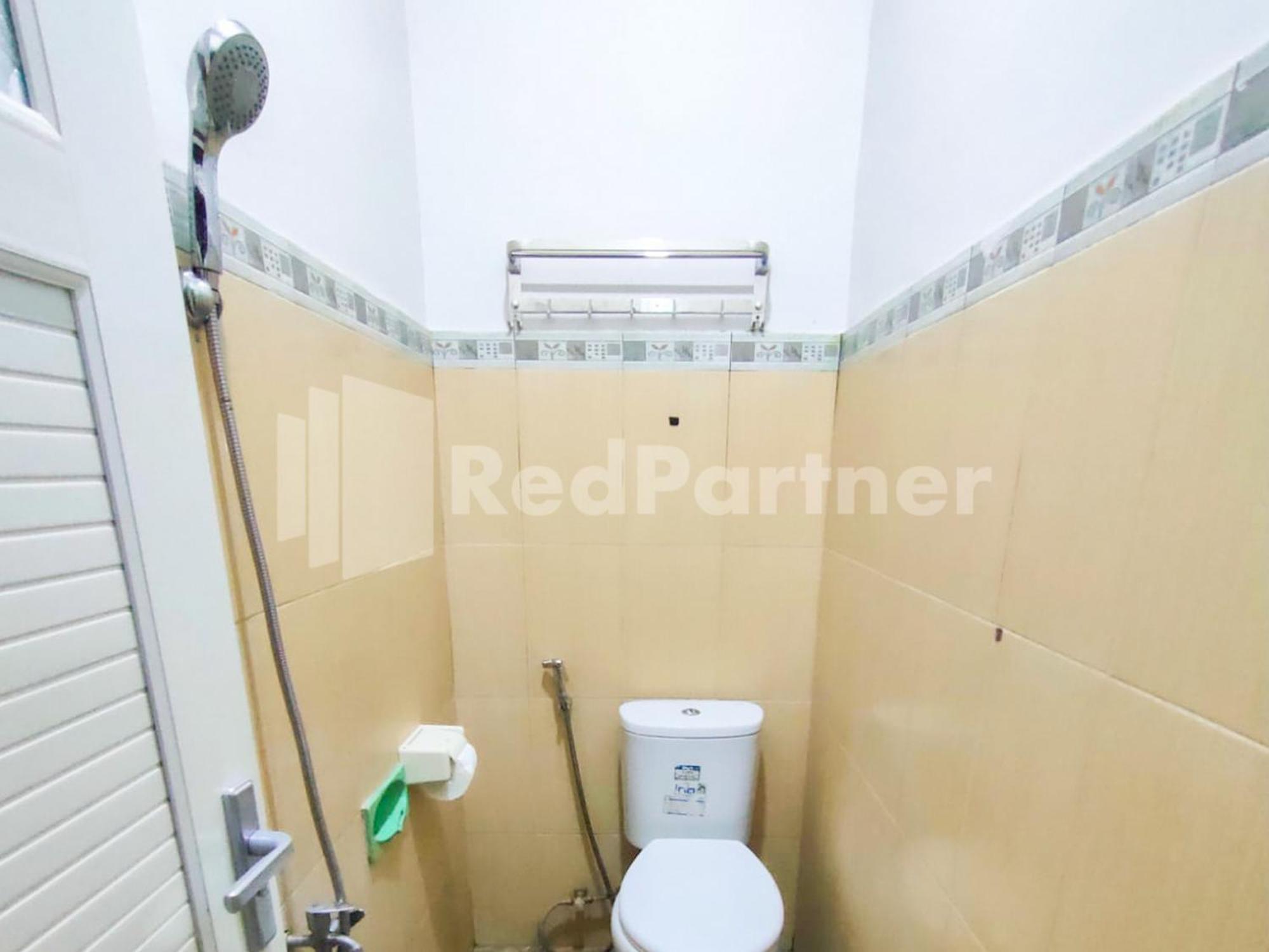 The Paragon Hotel Cilacap Redpartner Екстер'єр фото