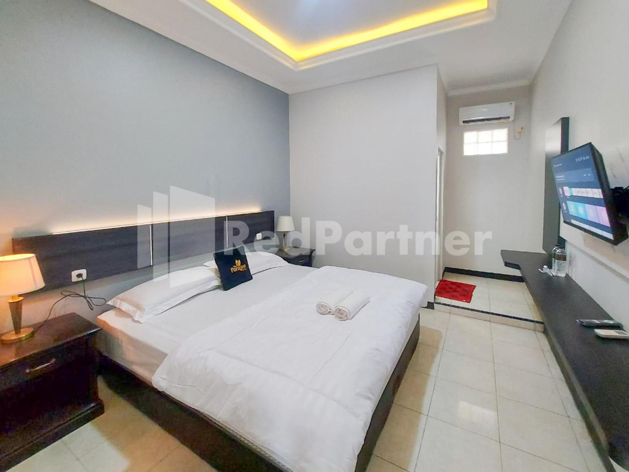 The Paragon Hotel Cilacap Redpartner Екстер'єр фото